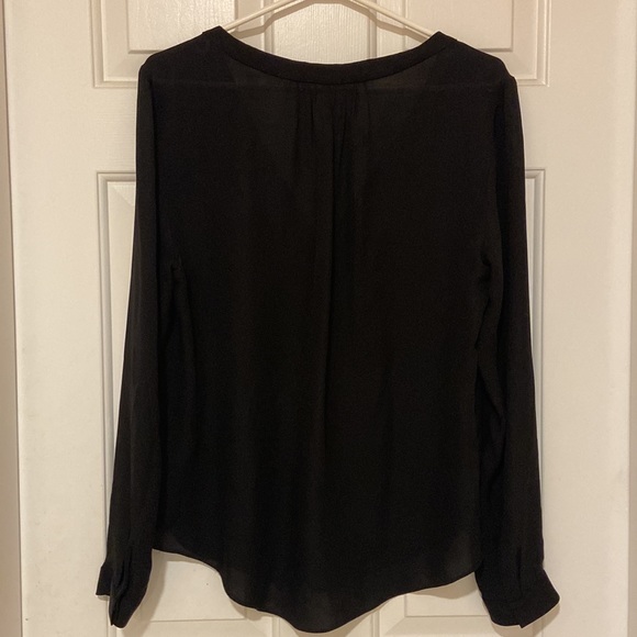 Aritzia Babaton Silk Blouse - Picture 3 of 4